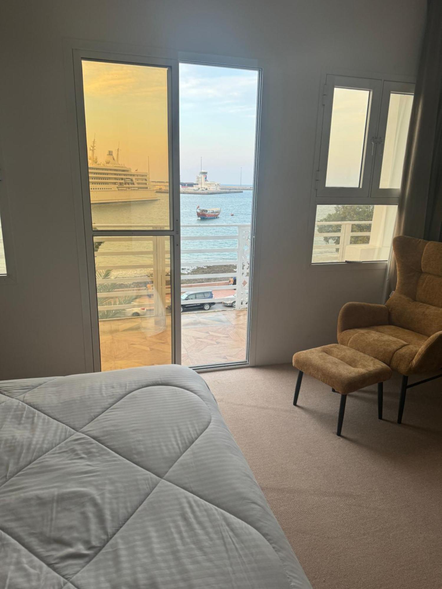 Апартаменты Muttrah Souq And Sea View Маскат Экстерьер фото