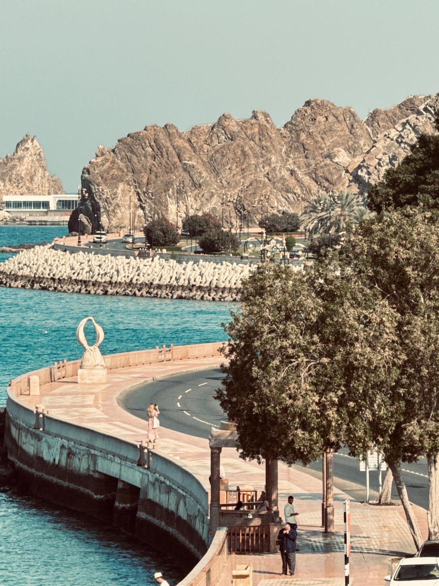 Апартаменты Muttrah Souq And Sea View Маскат Экстерьер фото